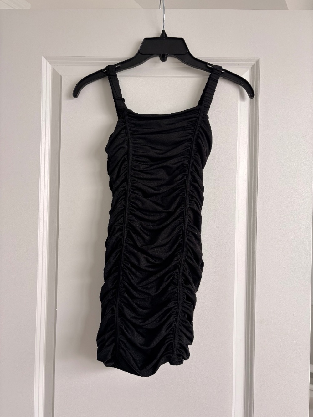 Katie J  Girls Black Ruched Dress Size Youth Medium